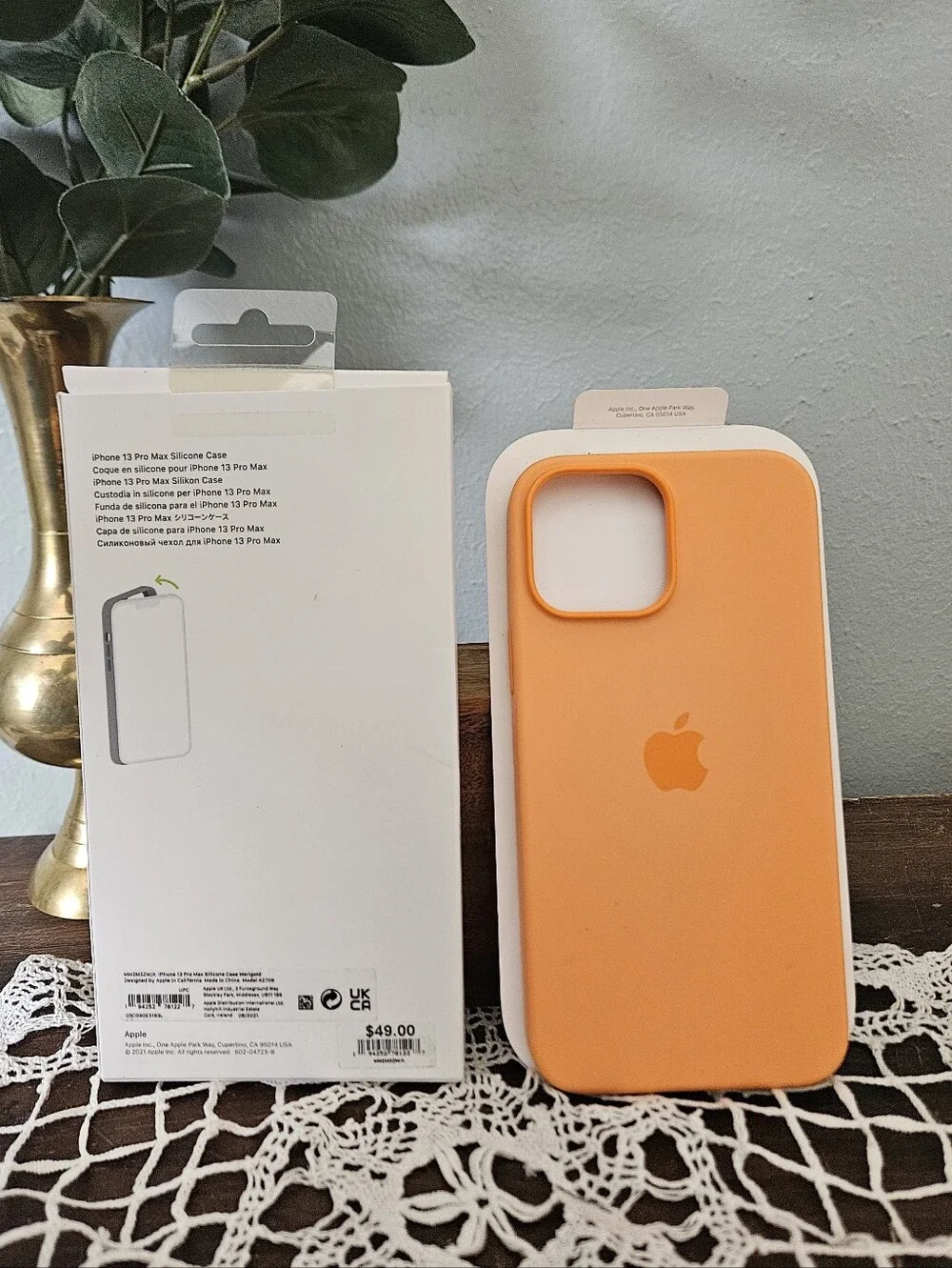 APPLE New Iphone 13 Pro Max Silicone Phone case Marigold color.